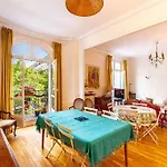 Guestready - Charming Retreat Near Eiffel Tower