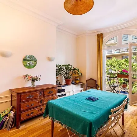 Guestready - Charming Retreat Near Eiffel Tower Appartamento Parigi