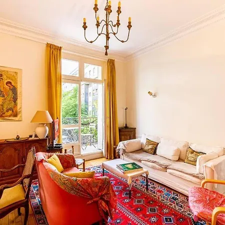 Guestready - Charming Retreat Near Eiffel Tower Apartment